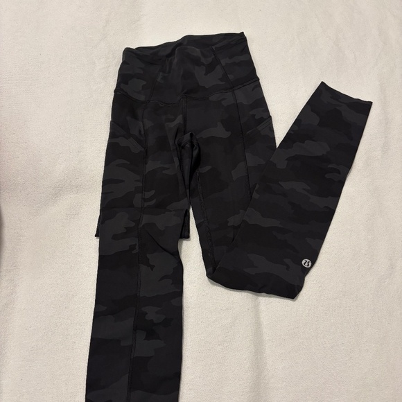 Lululemon 28" Align Leggings - Picture 2 of 4